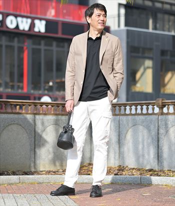 季節の変わり目から活躍するキレイ目カジュアル