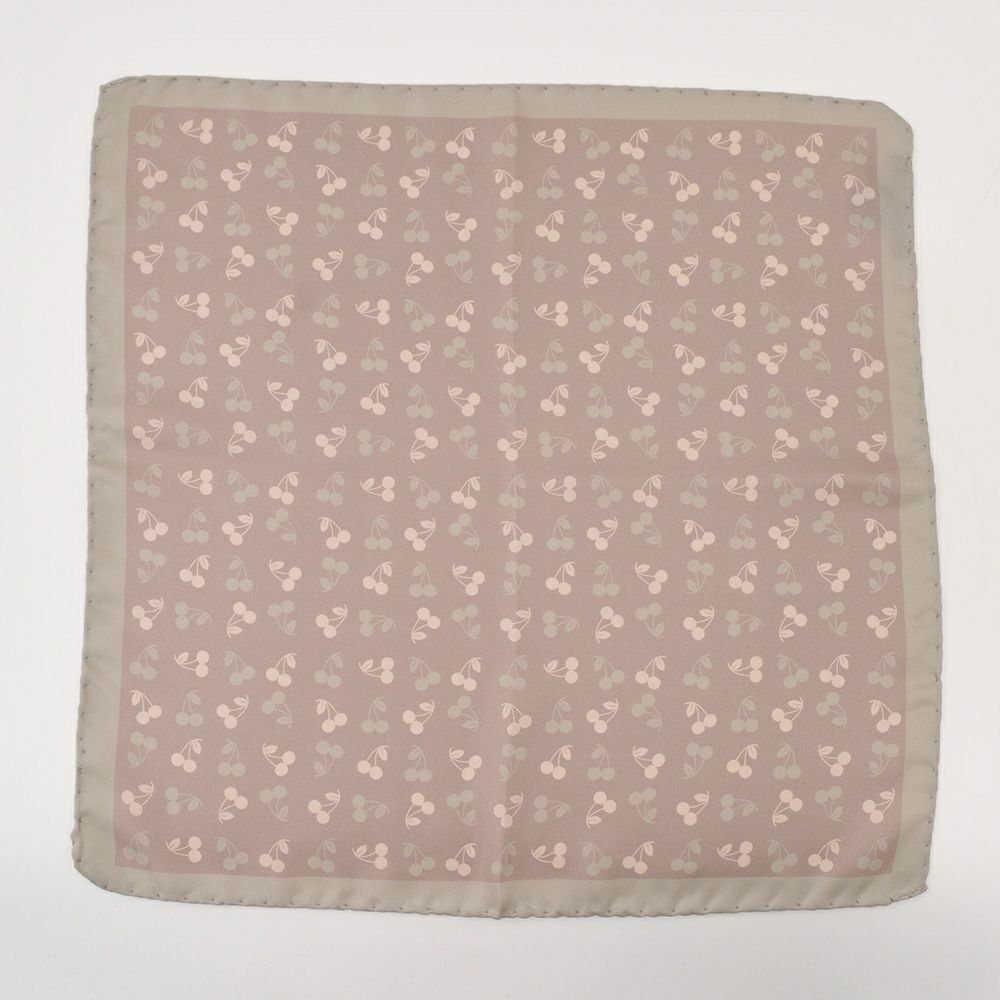 フェルッチミラノFERRUCCI/49-CILIEGIA上品さのあるチェリーデザインシルクチーフポケットチーフ)n