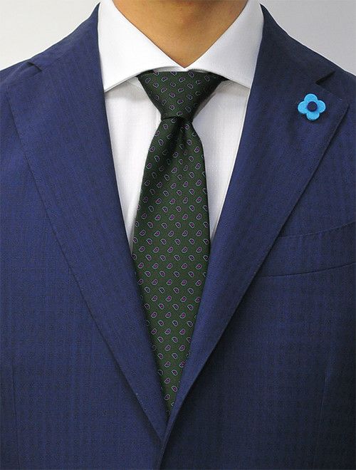 ウルトゥラーレULTURALEグリーンペイズリーライクな柄を均等に配置したトレピエゲ3つ折りネクタイシルククロス共生地プレゼントに