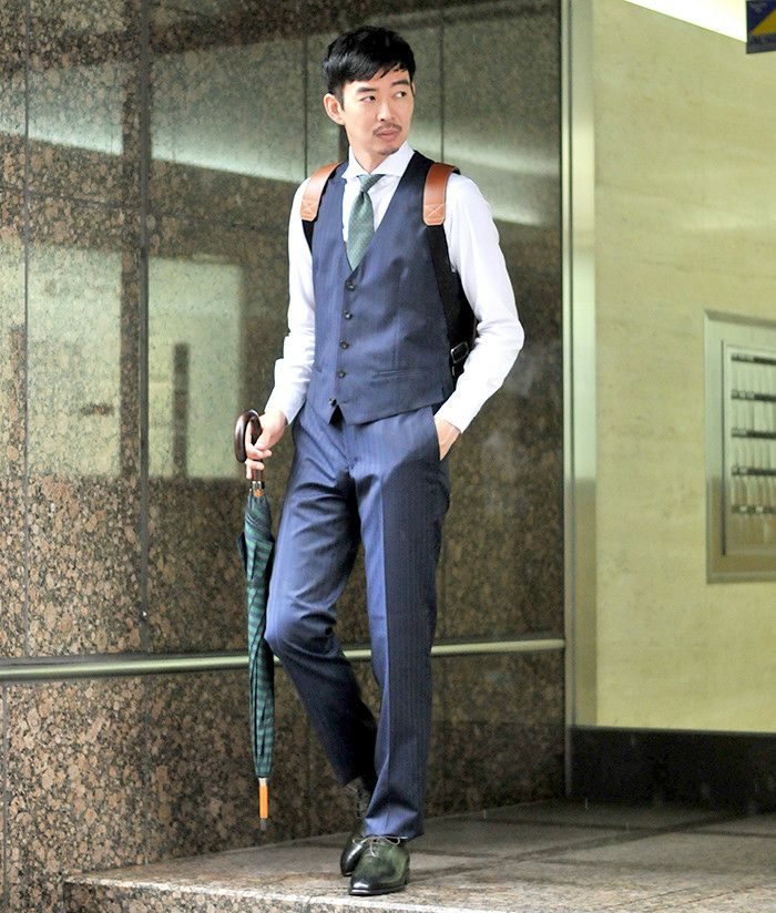 ウルトゥラーレULTURALEイタリア製トレピエゲ3つ折りネクタイ大剣7.5cmグリーンペイズリーシルク地ビジネスパーティーでらでら公式ブランド