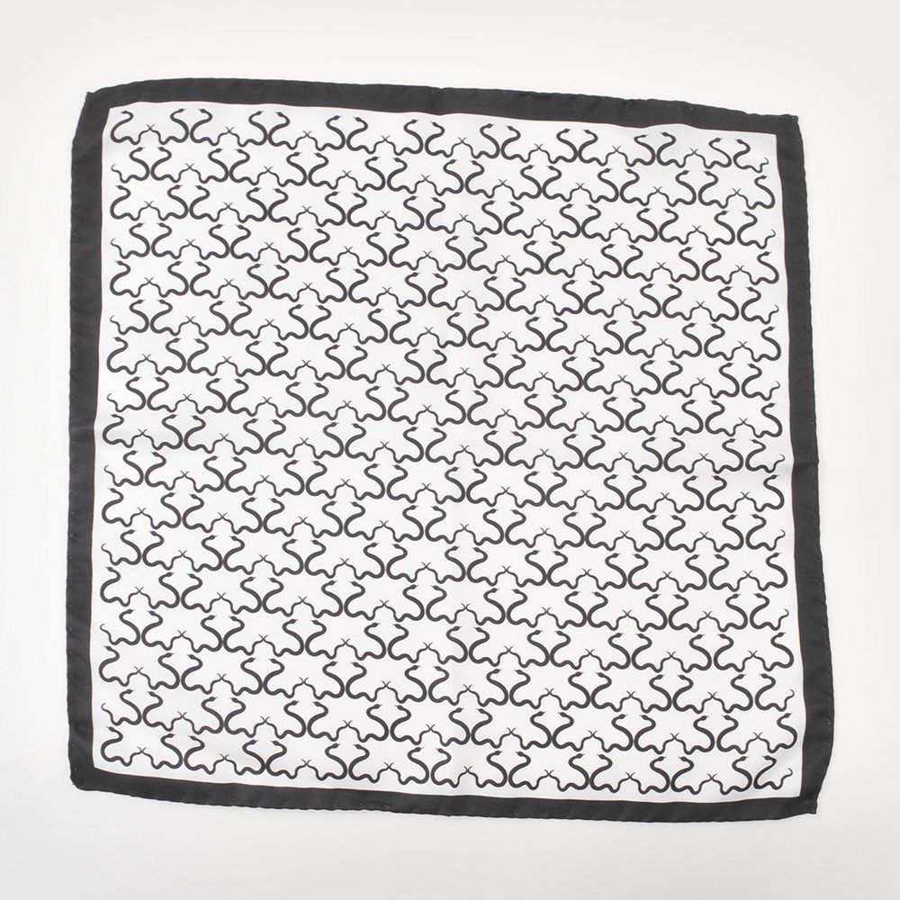 フェルッチミラノFERRUCCI14-SERPENTEセルペンテヘビスネーク爬虫類を描いたモード系シルクチーフ