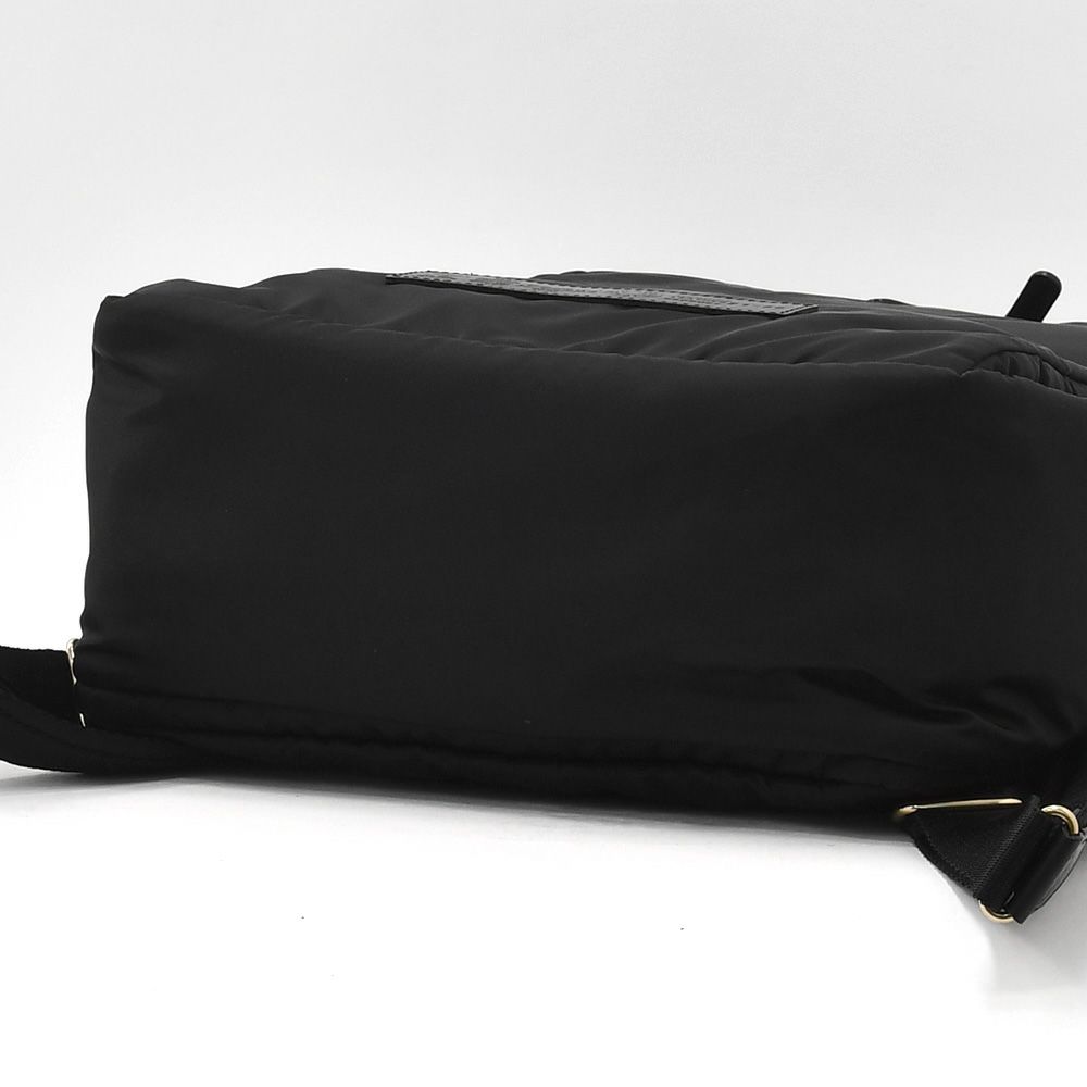 フェリージfelisi国内正規品ナイロンレザー21/60リュックサックバッグパックスクエアフォルム奥行き12.5cm4ポケットノートPC収納A4ファイルブラックでらでら公式ブランド