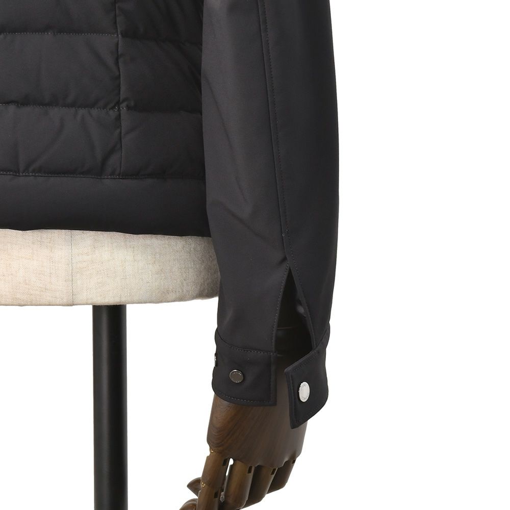 ムーレーMooRER国内正規品メンズライトダウンジャケットFILIPPO-KNフィリッポショート丈スリムブラックフーデッドブルゾンスタンドネック軽量ストレッチ撥水耐水でらでら公式ブランド