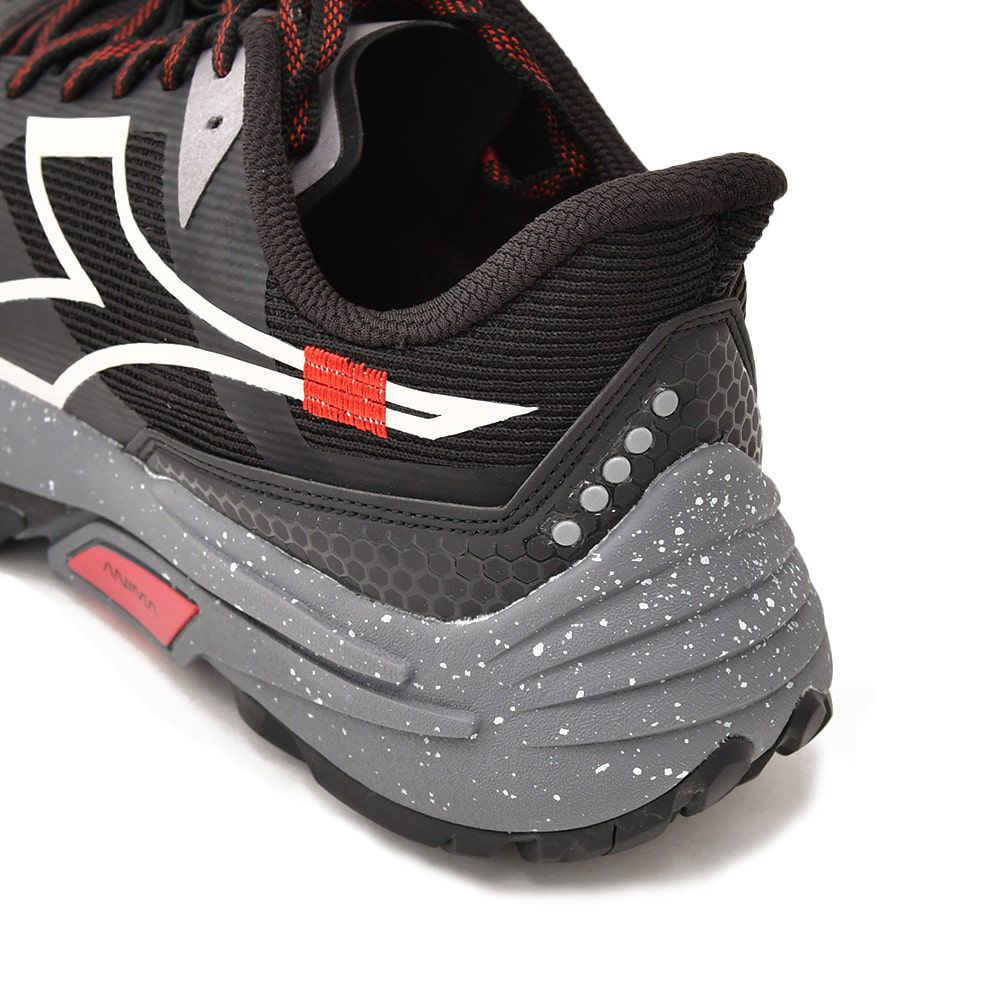 ディアドラDIADORAトレイルランニングスニーカーメンズレースアップシューズSESTRIERE-XT2ブラック×グレーポリエステルメッシュ生地ラバーソール軽量国内正規品でらでら公式ブランド