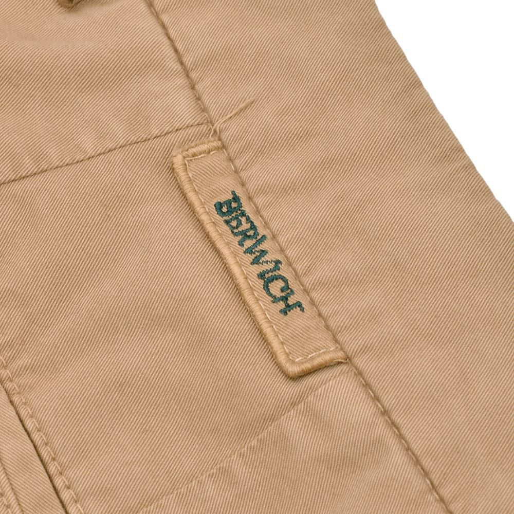 ベルウィッチBERWICHコットンパンツメンズモレッロJMORELLOチノスラックスツイル生地ライトブラウンノープリーツ3点留めフロントガーメントダイブランドロゴ刺繍国内正規品でらでら公式ブランド
