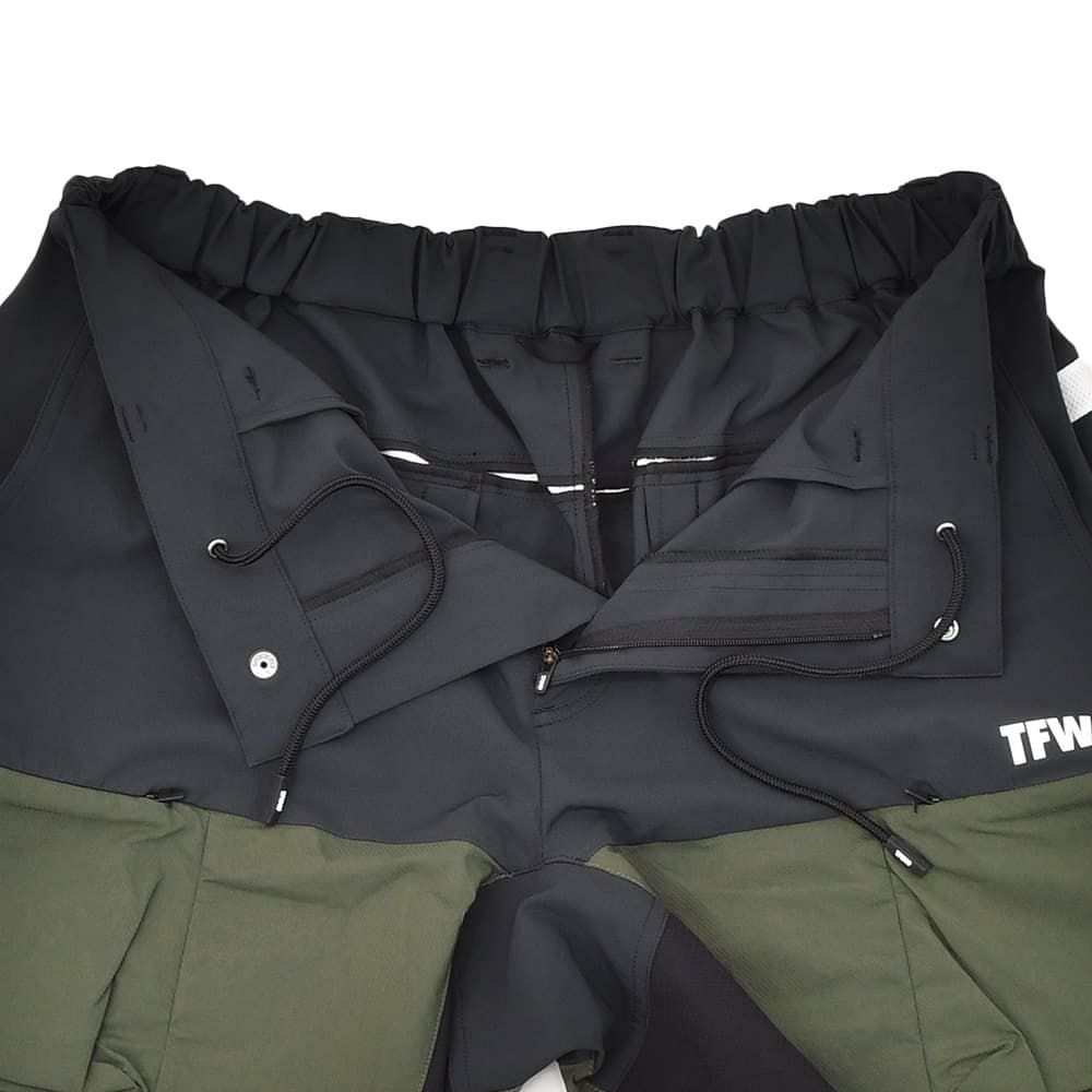 TFW49ティーエフダブリューフォーティーナインカーゴショーツメンズ半袖切り替えデザインブラック×カーキポリエステル吸水速乾接触冷感UVカット国内正規品でらでら公式ブランド