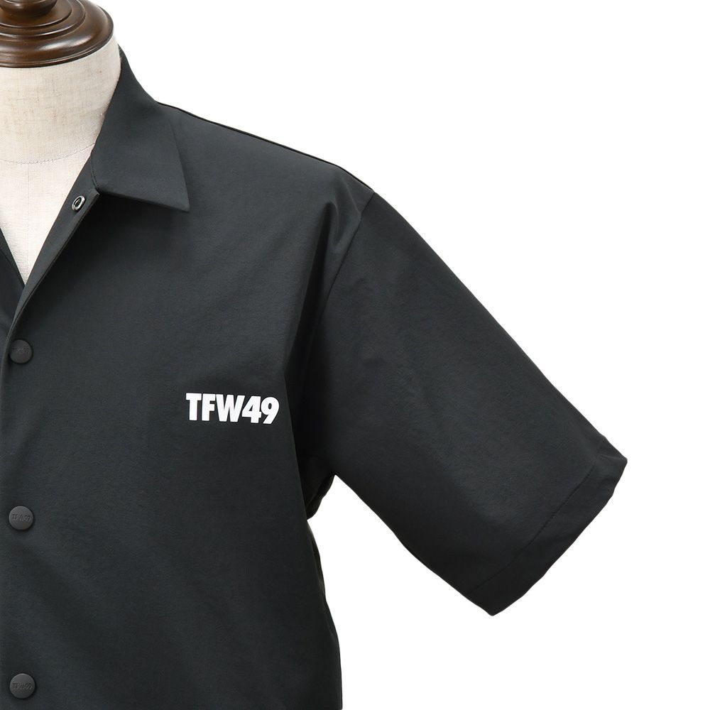 TFW49ティーエフダブリューフォーティーナインコーチシャツメンズ半袖切り替えデザインブラック×カーキポリエステル吸水速乾接触冷感UVカット国内正規品でらでら公式ブランド