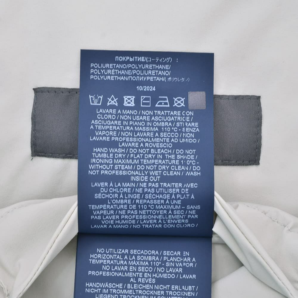 【preSALE!20%off】ヘルノHERNOナイロンジャケットメンズ2つ釦シングルフロント撥水軽量FUNCTIONALWARDROBEアイスグレーストレッチ性GA000179U国内正規品でらでら公式ブランド