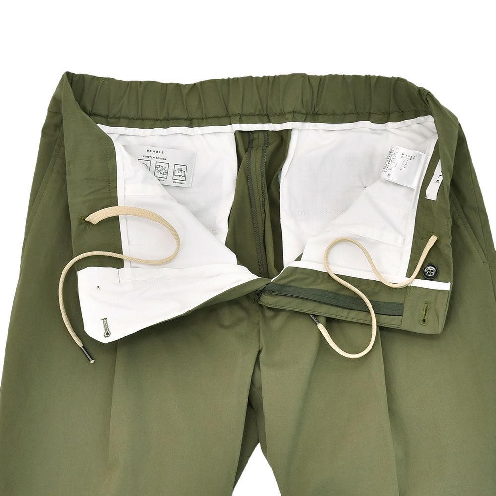 【preSALE!20%off】ビーエイブルBEABLEテーパードスラックスメンズ1プリーツパンツRICCARDOコットンストレッチオリーブバックシャーリング仕様ドローコードストレッチ国内正規品でらでら公式ブランド