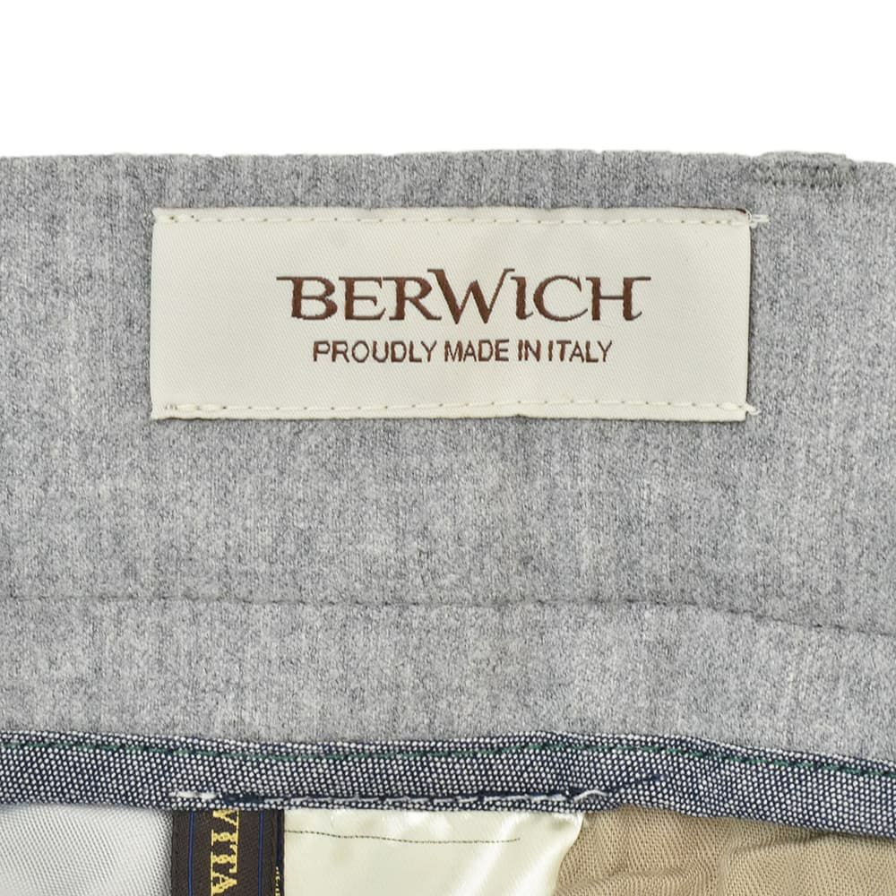 ベルウィッチBERWICHチノスラックスメンズウールパンツベルトBERTOウールアイスグレー灰色1プリーツシャーリング仕様サイドアジャスター釦国内正規品でらでら公式ブランド