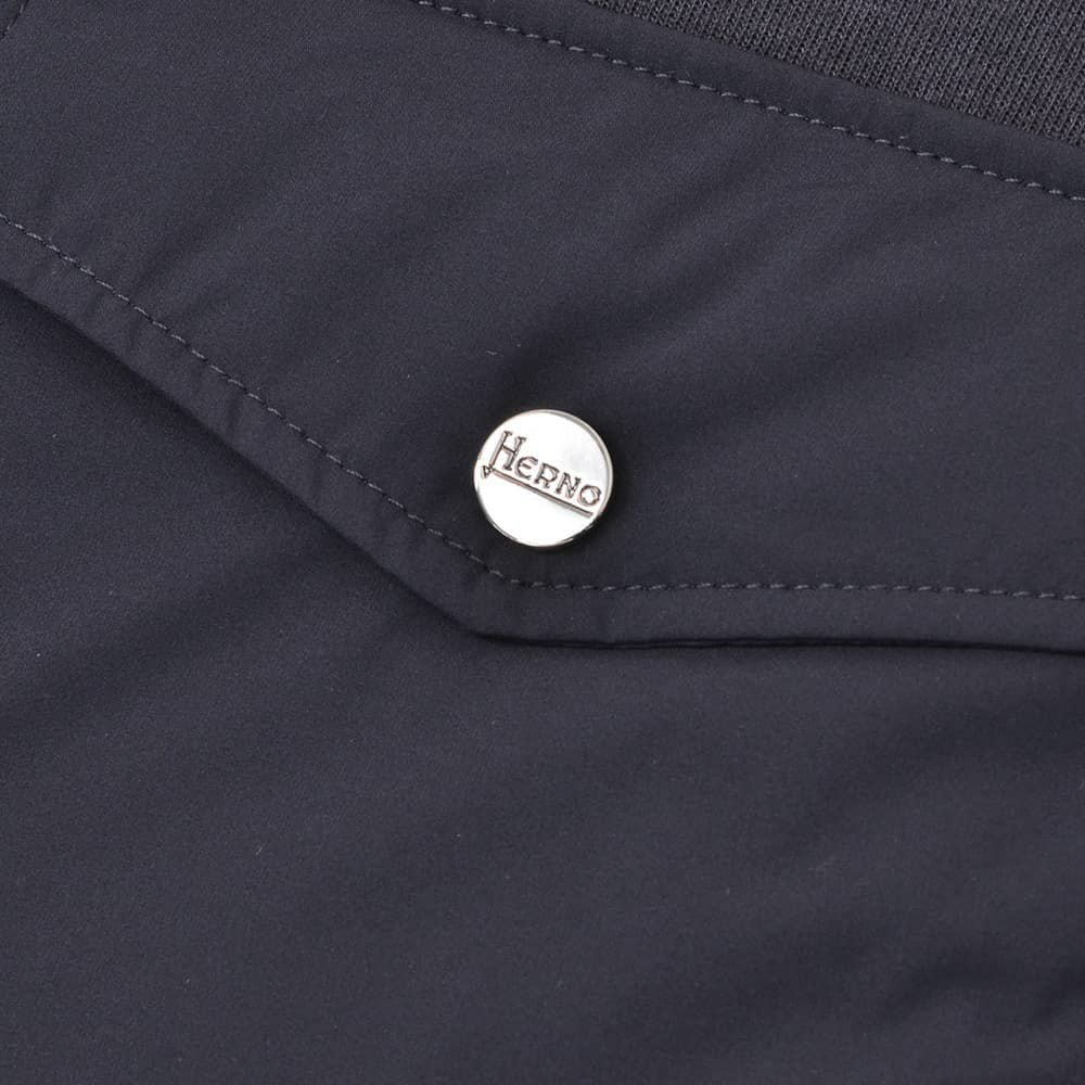 ヘルノリゾートHERNORESORT長袖トレーナーメンズスウェットシャツJG00041URコットンネイビー紺クルーネックロゴプレート胸ポケット国内正規品でらでら公式ブランド