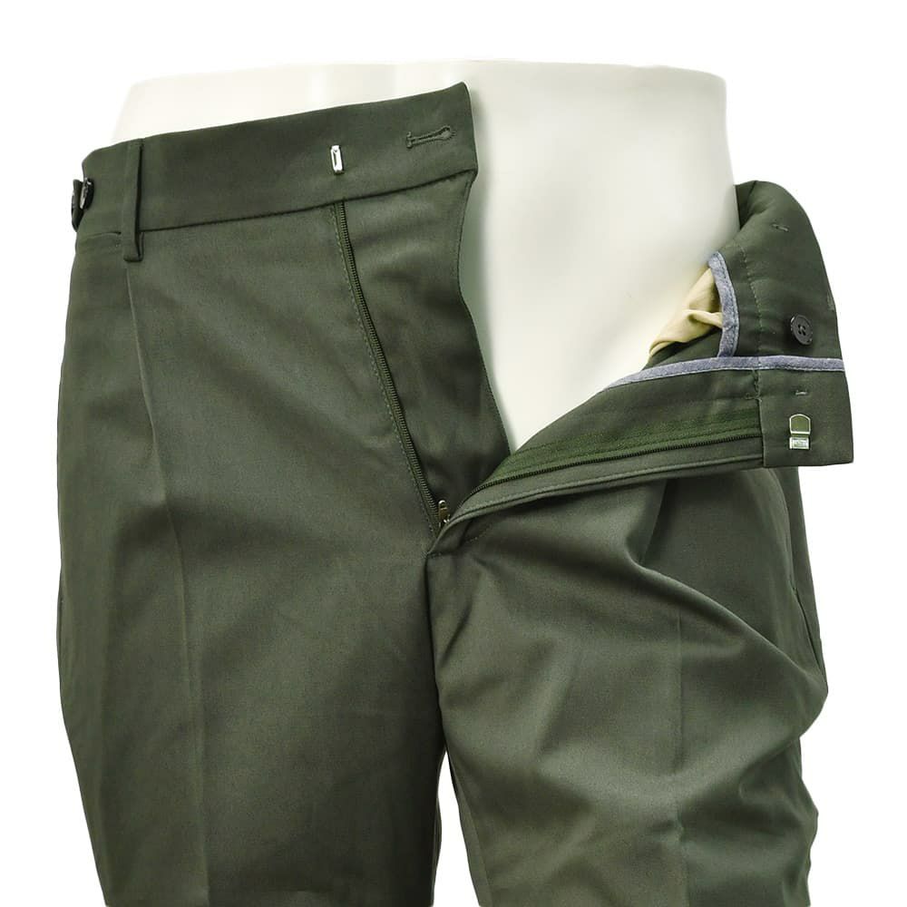 ベルウィッチBERWICHチノスラックスメンズベルトBERTOコットンパンツオリーブグリーン1プリーツシャーリング仕様サイドアジャスター釦国内正規品でらでら公式ブランド