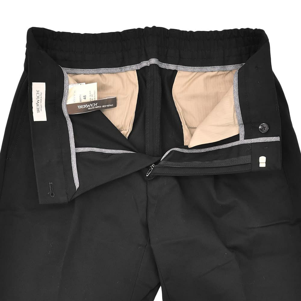 ベルウィッチBERWICHチノスラックスメンズベルトBERTOストレッチコットンパンツブラック黒1プリーツシャーリング仕様サイドアジャスター釦国内正規品でらでら公式ブランド