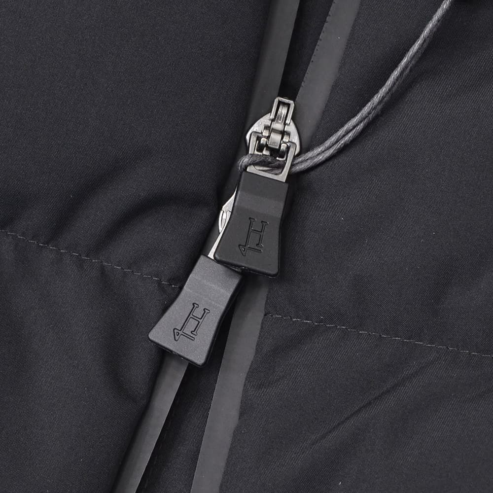 【ポイント8倍11/119:59まで】ヘルノHERNOハイブリッドダウンメンズJP000112Uポリエステルブラック黒切り替えデザイン一体型フードルーズフィット国内正規品でらでら公式ブランド