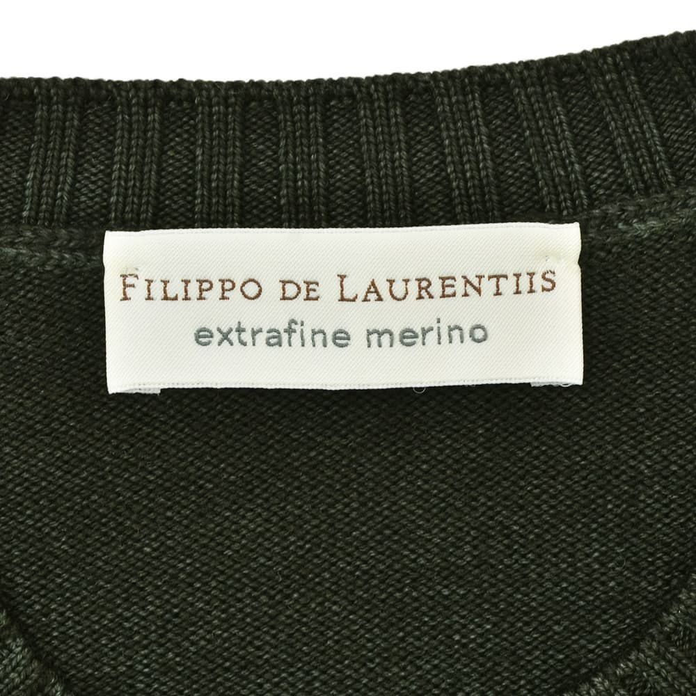 フィリッポデローレンティスFILIPPODELAURENTIISクルーネックニットメンズミドルゲージ製品染めエクストラファインメリノウールダークオリーブリブ仕様10ゲージ国内正規品でらでら公式ブランド