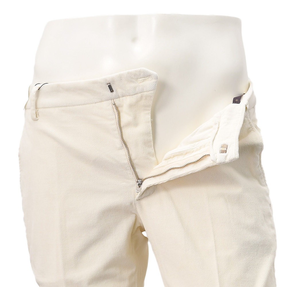 アントレアミENTREAMIS細畝コーデュロイパンツメンズコットンスラックス8188モデルオフホワイト白スリムテーパードガーメントダイアイコンパッチ国内正規品でらでら公式ブランド